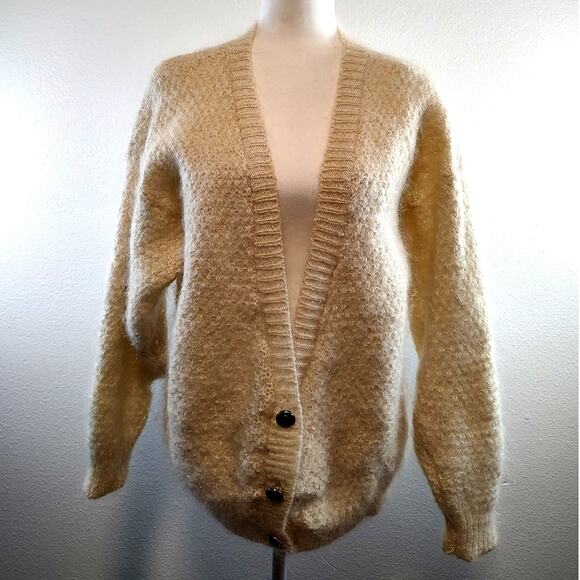 525 Vintage Cream Mohair Blend 3 Button Cardigan Sweater OSFA Tiny Flaw - Picture 1 of 10